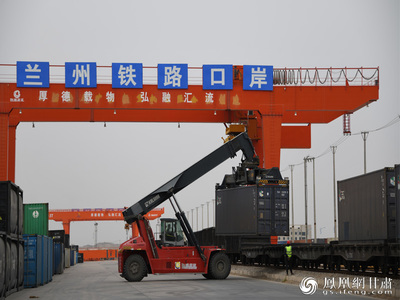 蘭州新區(qū)商投集團穿梭&ldquo;疫&rdquo;線:&ldquo;老鐵&rdquo;奔赴尼泊爾